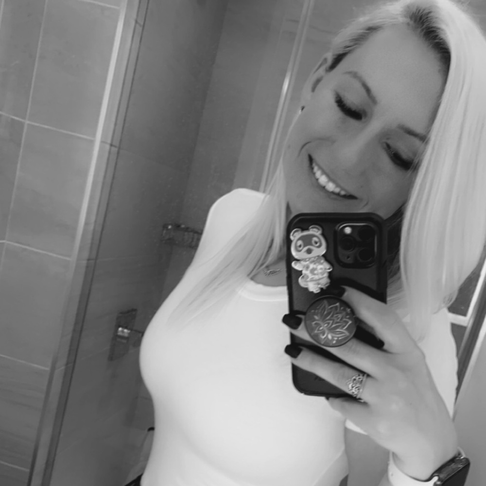 Meet your Posher, Amanda